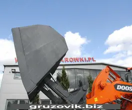 Фронтальный погрузчик Doosan DL300 2015 года б/у фото 3