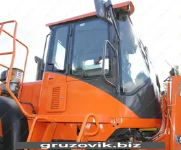 Фронтальный погрузчик Doosan DL300 2015 года б/у фото 5