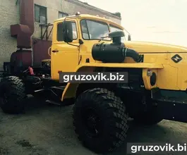 Тягач Седельный тягач Урал 5557 2004 года б/у