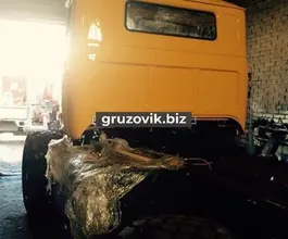 Тягач Седельный тягач Урал 5557 2004 года б/у фото 2