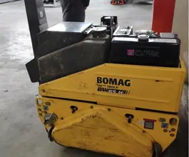 Дорожный каток Bomag BW 24 RH 2018 года б/у фото 2