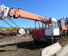 Гусеничный кран Ульяновец МКТ - 25.9 2012 года б/у фото 4