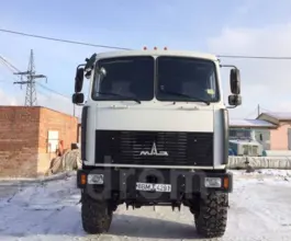Тягач Седельный тягач МАЗ 6425 2018 года б/у фото 3