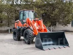 Фронтальный погрузчик Molot 300F 2019 года б/у фото 4