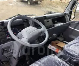 Изотермический фургон Mitsubishi FUSO 2018 года б/у фото 2