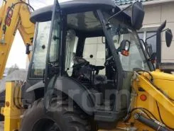 Экскаватор-погрузчик New Holland B80B 2018 года б/у