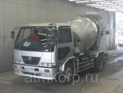 Бетоносмеситель Бетоносмеситель  Nissan Diesel Condor 2006 года б/у