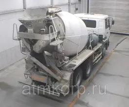 Бетоносмеситель Бетоносмеситель  Nissan UD 2001 года б/у фото 2