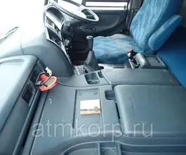 Бетоносмеситель Бетоносмеситель  Nissan UD 2002 года б/у фото 2