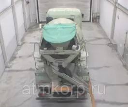 Бетоносмеситель Бетоносмеситель  Nissan UD 2006 года б/у фото 2