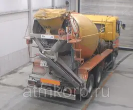 Бетоносмеситель Бетоносмеситель  Nissan UD 2006 года б/у фото 2