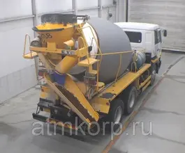 Бетоносмеситель Бетоносмеситель  Nissan UD 1993 года б/у фото 2