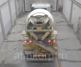 Бетоносмеситель Бетоносмеситель  Nissan UD 2000 года б/у фото 3