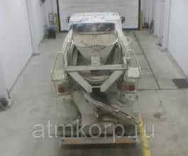 Бетоносмеситель Бетоносмеситель  Nissan UD 1995 года б/у фото 2