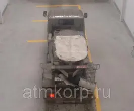 Бетоносмеситель Бетоносмеситель  Mitsubishi Canter 2008 года б/у фото 2