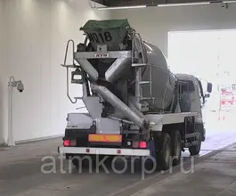 Автобетоносмеситель Mitsubishi Fuso кузов FQ62F г 2007 миксер KYB грузоподъемность 11 тн пробег 196 т.км 2019 года б/у фото 2