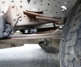 Автобетоносмеситель Mitsubishi Fuso кузов FK71R г 2006 миксер грузоподъемность 3,83 тн пробег 219 658 км 2019 года б/у фото 4