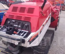 Дорожно-уборочный автомобиль Yanmar, 2015 2015 года б/у фото 3