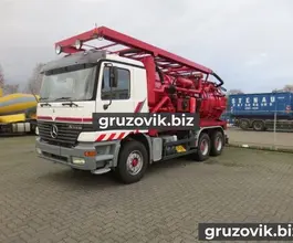 Дорожно-уборочный автомобиль Дорожно-уборочный автомобиль  Mercedes-Benz Actros 1999 года б/у