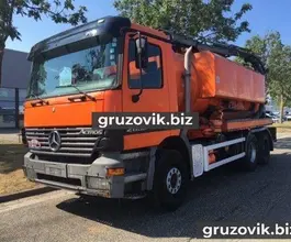 Дорожно-уборочный автомобиль Дорожно-уборочный автомобиль  Mercedes-Benz Actros 2001 года б/у