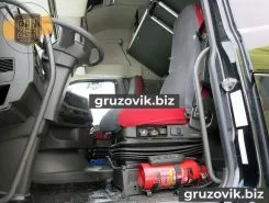 Тентованный грузовик Тентованный грузовик  Volvo 2015 года б/у фото 5