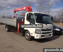 Самопогрузчик HINO 300 с КМУ Unic 2018 года б/у
