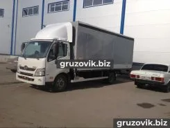 Тентованный грузовик Тентованный грузовик  HINO 2018 года новый