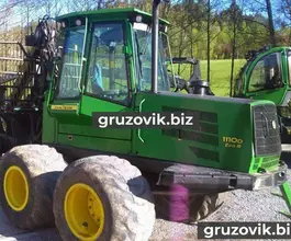 Лесовоз с КМУ Лесовоз  John Deere 1110G с КМУ  2007 года б/у фото 3