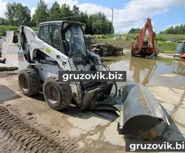 Фронтальный погрузчик Bobcat S300 2010 года б/у фото 3