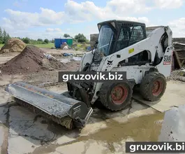 Фронтальный погрузчик Bobcat S300 2010 года б/у фото 4
