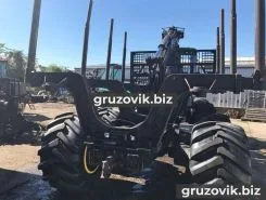 Лесовоз с КМУ Лесовоз  John Deere 1510 с КМУ  2009 года б/у фото 2