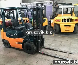 Вилочный погрузчик Toyota 42-7FG18 2004 года б/у