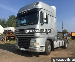 Тягач Седельный тягач DAF XF 105 2007 года б/у
