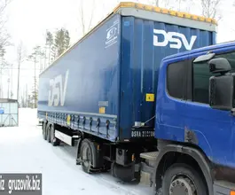 Шторный полуприцеп Krone SD 2012 года б/у фото 4