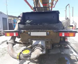 Бетононасос Бетононасос MAN 27 2000 года б/у фото 4