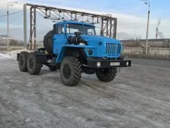 Тягач Седельный тягач Урал 44202 2007 года б/у фото 3