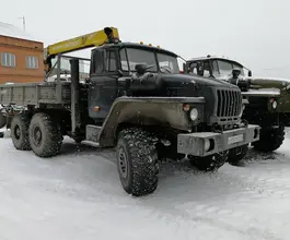 Самопогрузчик Урал 4320 с КМУ  2017 года б/у