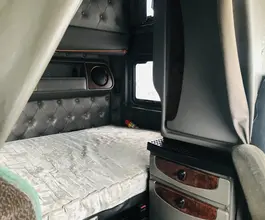 Тягач Седельный тягач Kenworth T2000 2003 года б/у фото 5