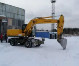 Экскаватор Hyundai R170-W 2008 года б/у фото 2