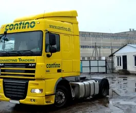 Тягач Седельный тягач DAF XF 105 2009 года б/у