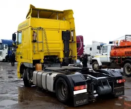 Тягач Седельный тягач DAF XF 105 2009 года б/у фото 5