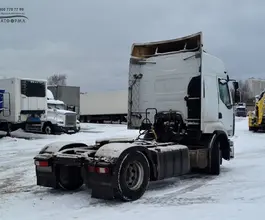 Тягач Седельный тягач Renault Premium 2011 года б/у фото 4