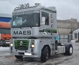 Тягач Седельный тягач Renault Magnum 2002 года б/у фото 3