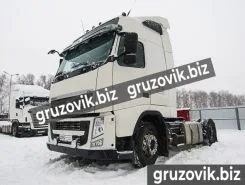 Тягач Седельный тягач Volvo FH 440 года б/у фото 3