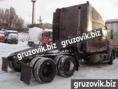 Тягач Седельный тягач Freightliner Columbia 2004 года б/у фото 4
