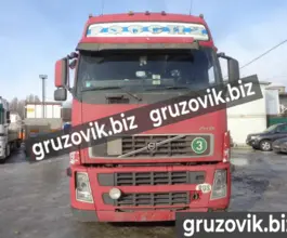 Тентованный грузовик Тентованный грузовик  Volvo 2004 года б/у фото 2