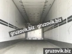 Полуприцеп-рефрижератор Schmitz SKO24 10 2017 года б/у