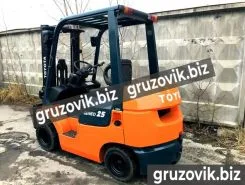 Фронтальный погрузчик Toyota 7FDK25 2006 года б/у фото 2