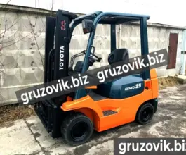Фронтальный погрузчик Toyota 7FDK25 2006 года б/у фото 3