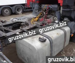 Тягач Седельный тягач Renault Premium 2003 года б/у